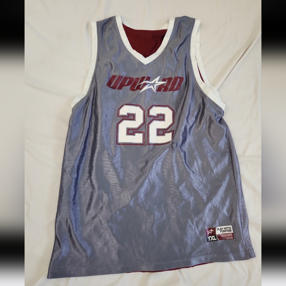 Upward boys size XL Gray sports jersey #E005